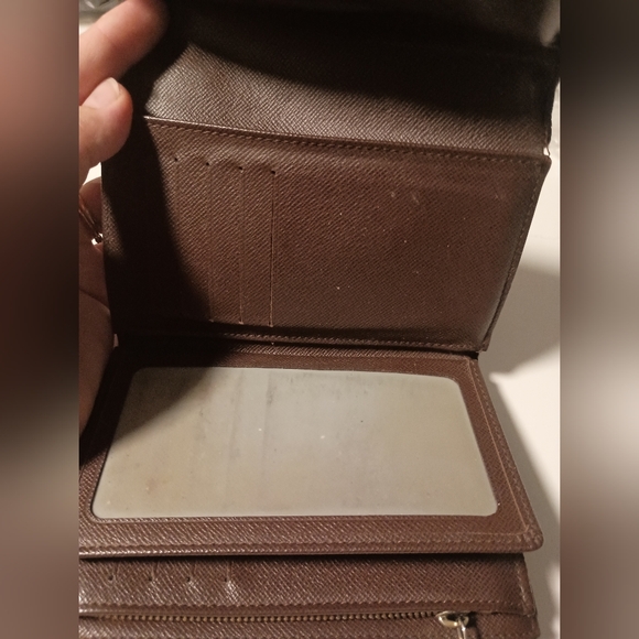 Authentic Louis Vuitton Louis Vuitton Tri-Fold Wallet Damier Porto Monogram - Picture 9 of 15